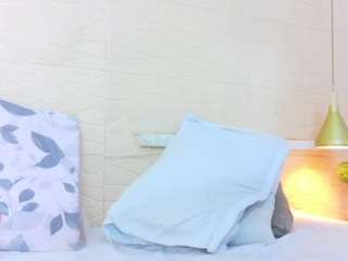 hugeass-destroyer's CamSoda show and profile