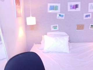 Live cam show with Hugeass-destroyer