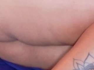 Live cam show with Hugeass-destroyer