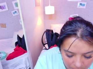 Hugeass-destroyer live webcam show