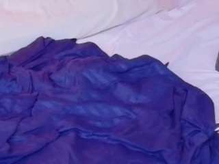 Hugeass-destroyer live webcam show