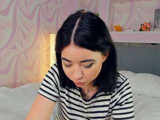nellagolas Live Webcam on CamSoda