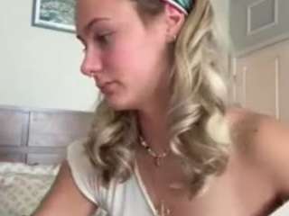  shyypetitebabyy chat room