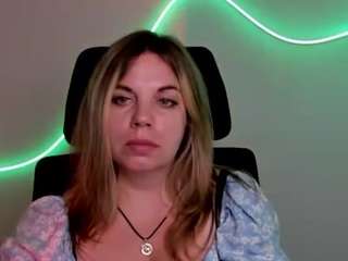 vendycruuu Live Webcam on CamSoda