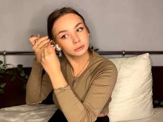 charitawilm Live Webcam on CamSoda