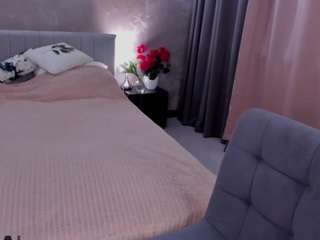 daria-jj's CamSoda show and profile