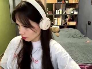 eleniklei Live Webcam on CamSoda