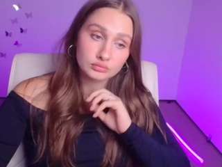 hannawaine Live Webcam on CamSoda