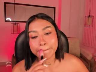 ivymoon1's CamSoda show and profile