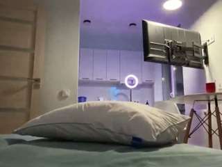 jenniekrone Live Webcam on CamSoda