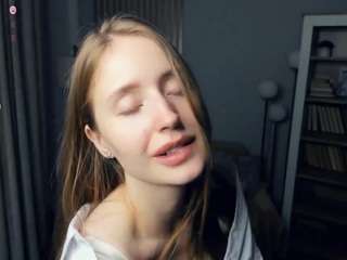 kelleragland Live Webcam on CamSoda