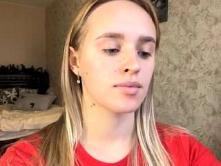 kieraleeming's CamSoda show and profile