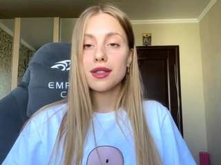  mayrahux chat room