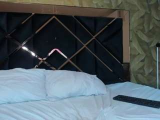  miathompson1 chat room