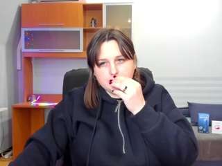 naomi2life Live Webcam on CamSoda