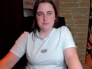 Live cam show with Naomi2life