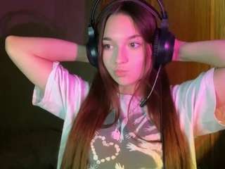  silvanastillson chat room
