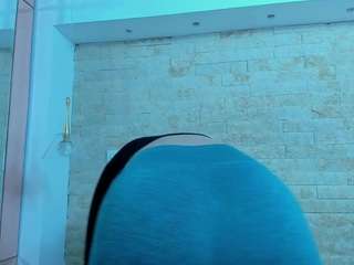 tayra-lain Live Webcam on CamSoda