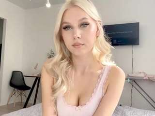 tiarajex Live Webcam on CamSoda