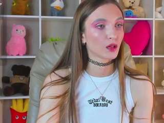 virdjinia-green Live Webcam on CamSoda