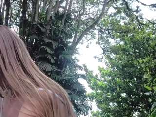 angiehuston