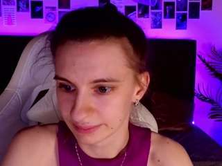 ash-leyy's CamSoda show and profile