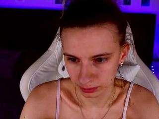 ash-leyy Profile Image