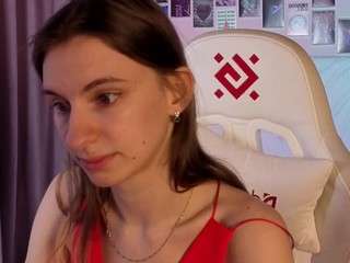 ash-leyy live cam profile