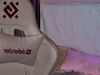 le modèle ash-leyy est en webcam porno dans un show sur le site camsoda, il possède les tags suivants: athletic,body massage,cowgirl,erotic dance,green eyes,joi,no drinking,sexting,skinny,thin,upskirt,hd