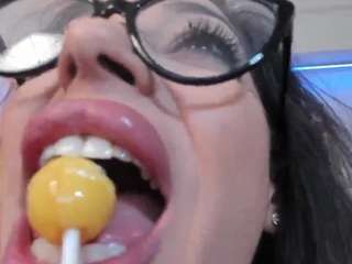 bella-vixen camsoda