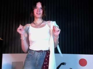  luciafullbright chat room