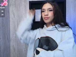 SHANELLROUSE4
