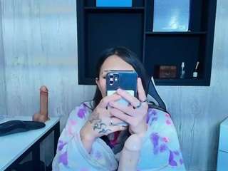 SHANELLROUSE4