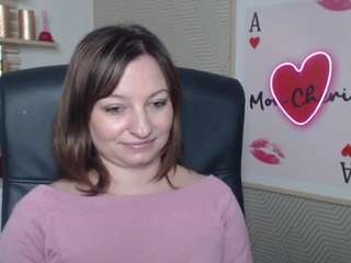 angelalove13's CamSoda show and profile