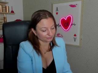 angelaLove13 live cam preview