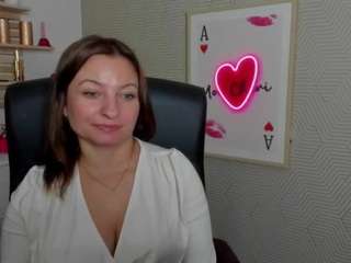 angelaLove13 live cam preview