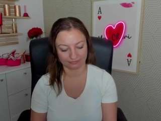 angelaLove13 live cam preview