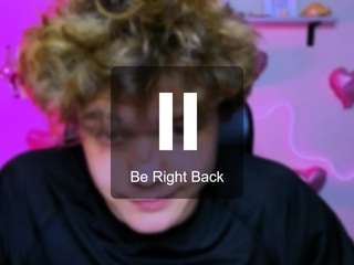 dylan-bold's CamSoda show and profile