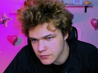 dylan-bold webcam model