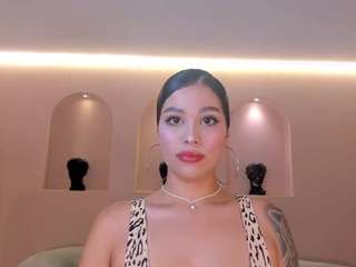 leahnovac Live Webcam on CamSoda