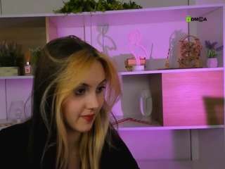 luna-tin Live Webcam on CamSoda