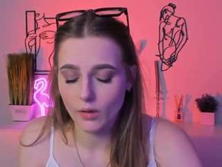 luna-tin Live Webcam on CamSoda