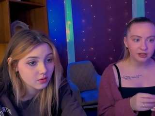 luna-tin's CamSoda show and profile