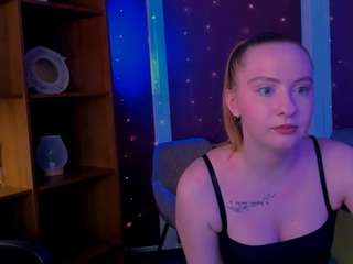 luna-tin Live Webcam on CamSoda