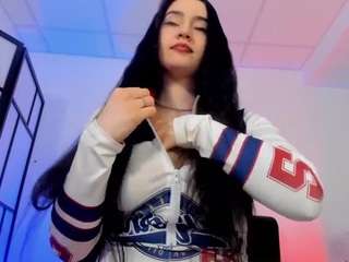 mary-lori's CamSoda show and profile