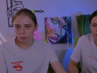 rina-roo Live Webcam on CamSoda