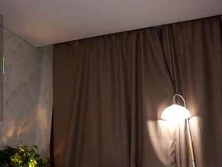 EloisCobane live cam preview
