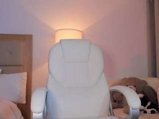  imbellamia chat room