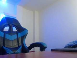 sara-candy75 webcam
