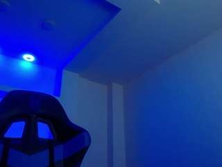 sara-candy75 webcam